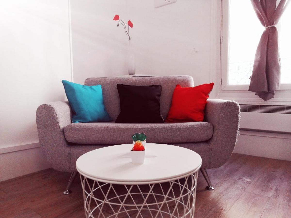 Appartement Situe Dans Un Quartier Calme Et Residentiel A A Seulement 2 Minutes Du Metro